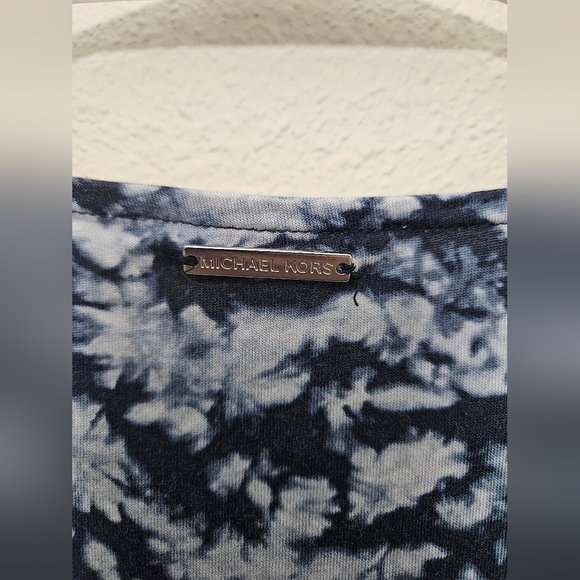 Michael kors medium cinched tie dye blue short sleeve summer cotton modal top - Picture 8 of 8
